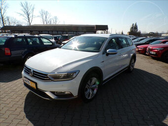 Volkswagen Passat 2,0 TDI 140kW 4MOTION DSG Alltrack - 2