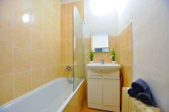 Pronájem bytu, 2+1, Železničářská, Trutnov - 2