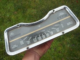 TACHOMETR PALUBNÍ DESKA AUTO VETERÁN - 2