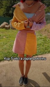 Nový lehčí barevný kostýmek M - 2
