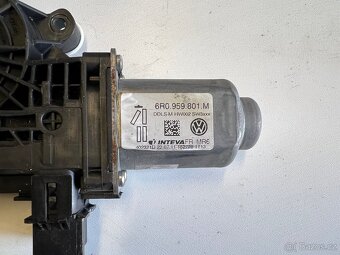 Motorek stahování oken - 6R0959801M , 6R0959802P - 2
