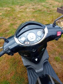 Prodám skutr piaggio fly 125 rv 2013 - 2