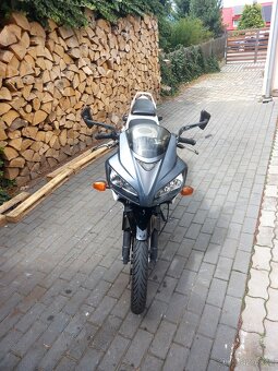 Honda cbr125r (2008) - 2