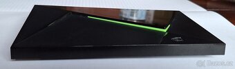 NVIDIA SHIELD TV PRO (2019) + gamepad; osobně Benešov - 2