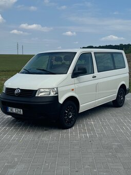 Volkswagen T5 Transporter - 2