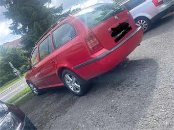 Škoda oktavia tour 1.9 TDi 74 kw - 2