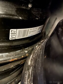 Sada zimních plechových disků Audi 16inch – téměř nové - 2