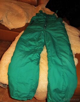 Oteplováky-vel.146 zelené + tričko ZDARMA - 2