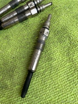 Žhavící svíčky BOSCH - 1.9TDI AHU - 2