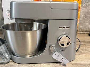 Kuchynsky robot Kenwood - 2