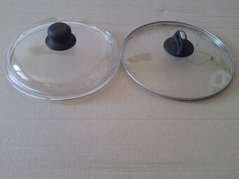 Skleněné poklice na hrnce - 2