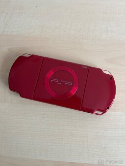 Sony PSP 2000 Deep Red Value Pack - 2