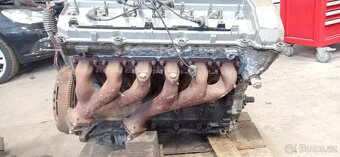 BMW motor m50b20 bezvanos E36 - 2