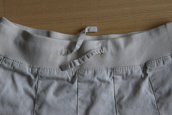 Dívčí skládaná sukýnka, vel. 122 - 2