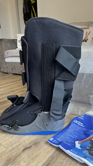 Prodám novou ortopedickou fixační botu (walker) - 2