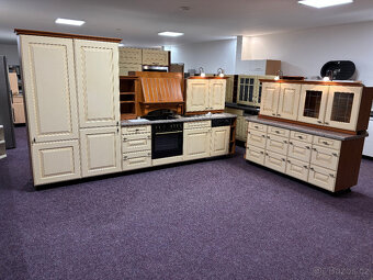 Kuchyňská linka vč spotřebičů - 2