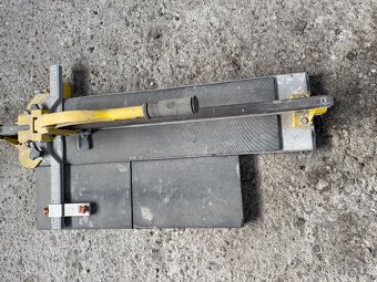 Řezačka na dlažbu - 2