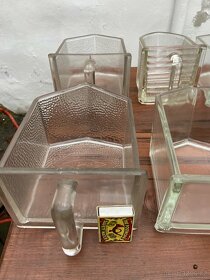 Stare sklenene zasobniky kontejnery na jidlo - 2