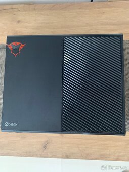 NEFUNKČNÍ Xbox one - 2