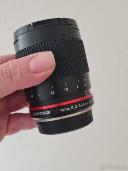 Samyang 300mm f/6.3 ED UMC CS Reflex
- Fuji X - 2