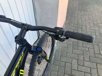 SPECIALIZED 27,5 - 2