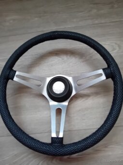 Volant ,hliníkové ventil.viko na Škoda 1000 - 2