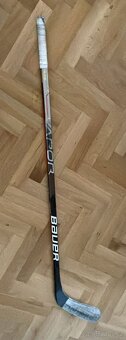 Hrané hokejky značky BAUER a TRUE - 2