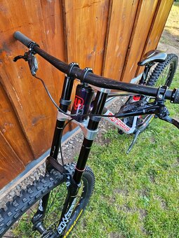 Mondraker Summum 29 DH - 2