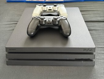 PS4 Pro + VR komplet - 2