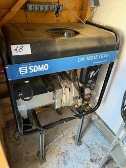 Dieselový nouzový generátor SDMO typ DX 10015TE - 2