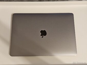 Apple MacBook Air 13" (M1, 2020) 512GB - 2