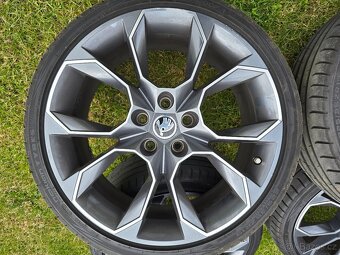 Alu kola X-TREM 19" Octavia III RS včetně pneu. - 2