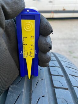 215/55 R17 94W Pirelli 2x6mm 2x5mm dot3819 Letní - 2