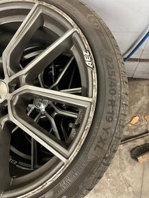 letní pneu + alu disky 225/40 R19 93Y - 2