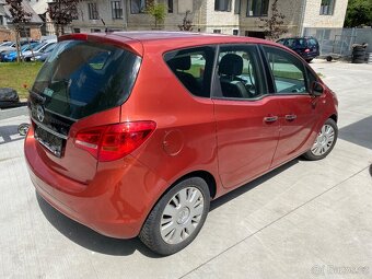 Opel Meriva B 1.4i 103kW - Náhradní díly - 2