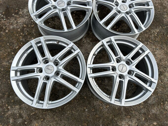 4 ks ALU disků na BMW, MINI, Mercedes 17" 5x112 et52 - 2
