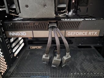Inno3D GeForce RTX 5080 X3 OC 16G - 2