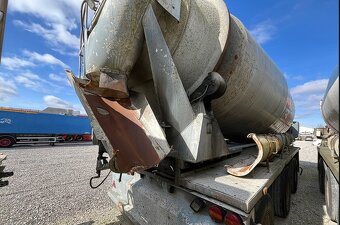 Naves domiesavac na prevoz betonu - 2