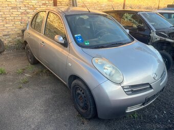 Nissan Micra K12 1.2 2006 díly z vozu - 2