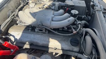 BMW E30 motor M20b25 + getrag 260 - 2