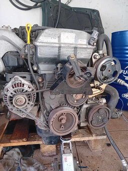 Mazda 626 motor - 2