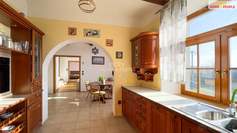 Prodej domu, Rodinný, 220 m2 - 2