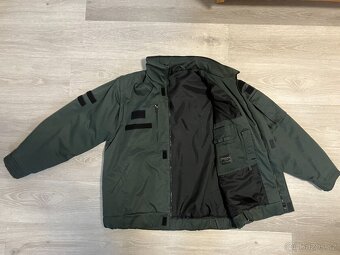 Zimní bunda vojenská. - 2
