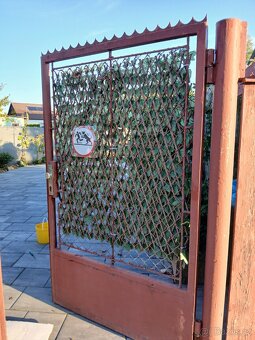 Prodám bránu a branku - 2