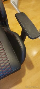 Herni zidle Legend - 2