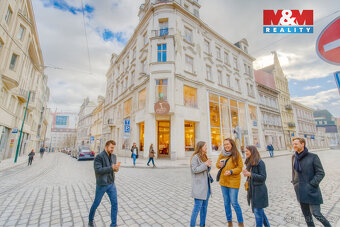 Pronájem restaurace, 598 m², Plzeň, roh nám. Republiky - 2