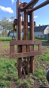 Věž, vidle za traktor - 2