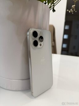 Prodám iPhone 15 Pro Max, Top stav 100% baterie - 2