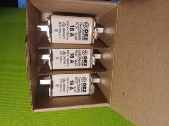 prodám nožové pojistky - 2