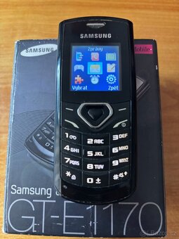 Samsung GT-E1170 - 2